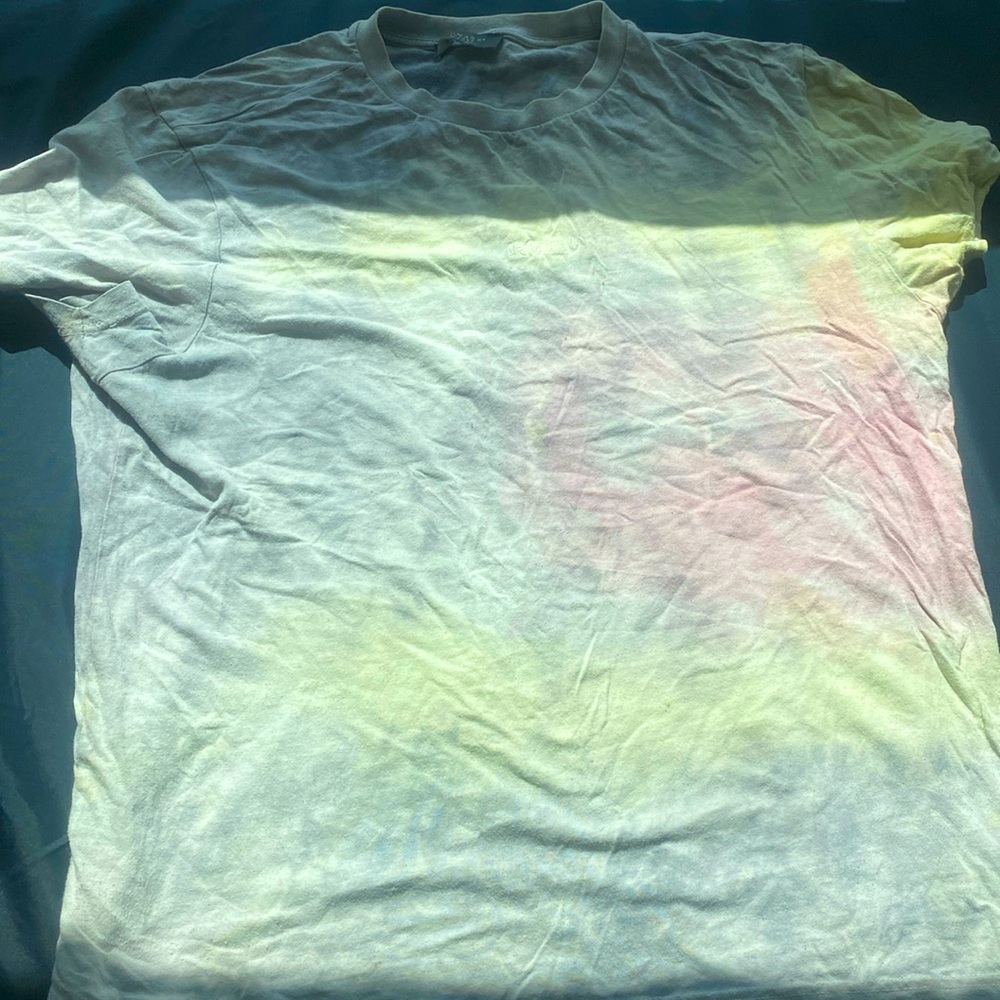 Overall gray tie dye shirt